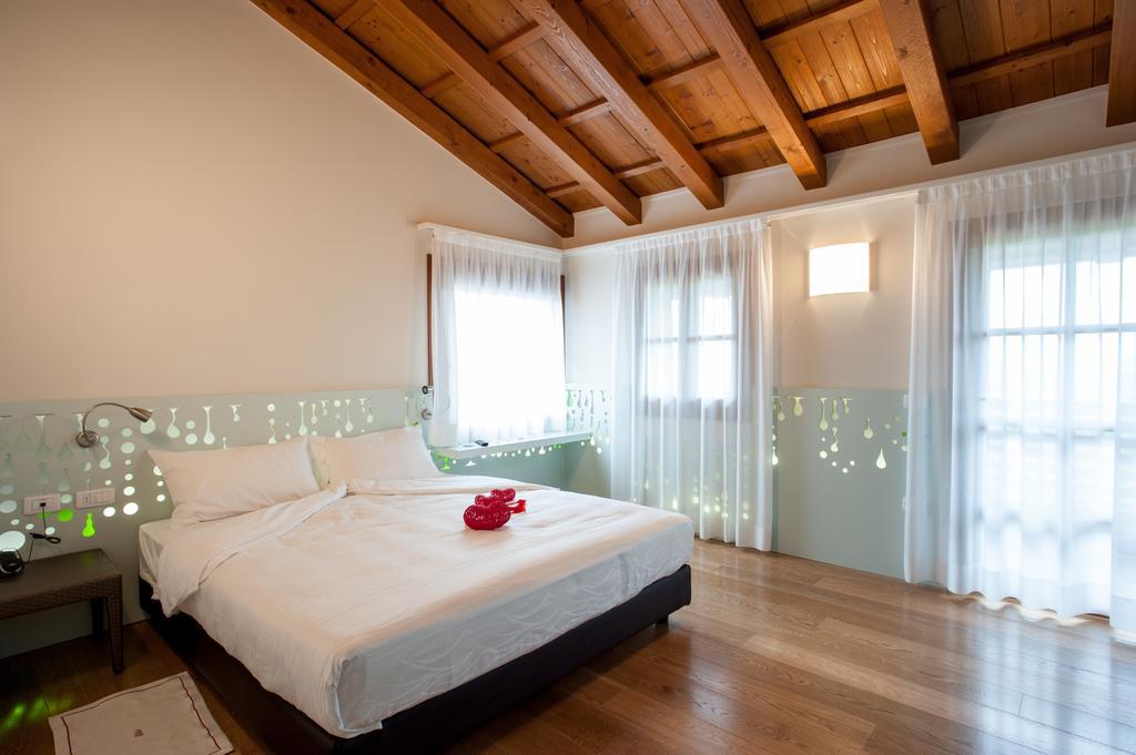 Elliot Osteria E Dormire In Collina Manzano Zimmer foto